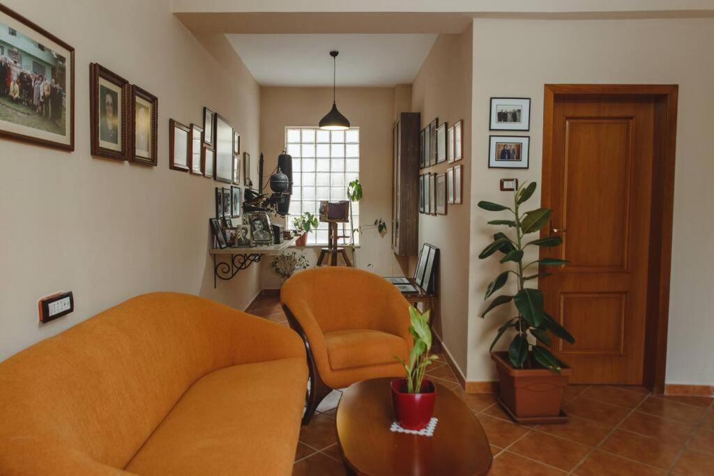 Rare Durres Apartment With Private Parking & Garden מראה חיצוני תמונה
